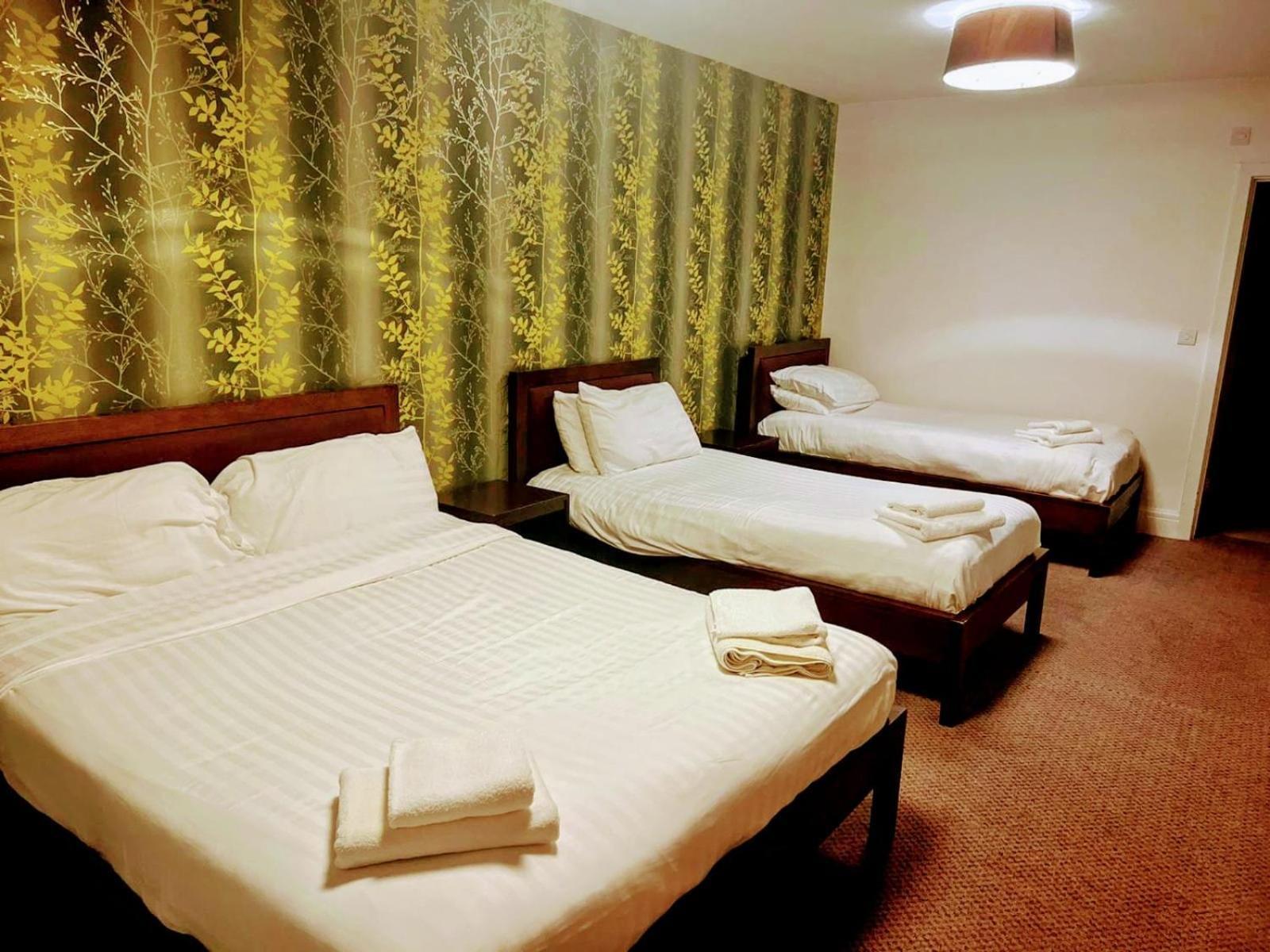 Gillygate Bar & Tea 3*